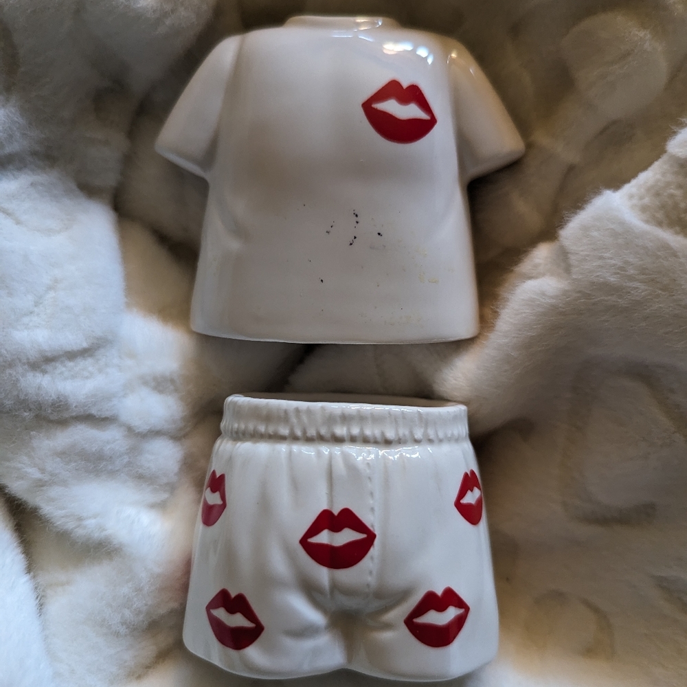 Vintage underwear salt and pepper